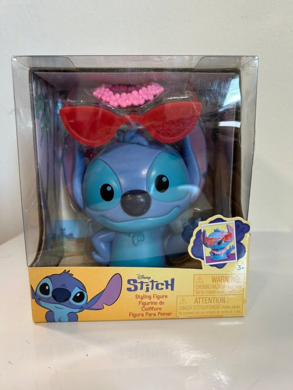 NIB Disney Stitch Styling Figure 5" Lei Sunglasses Stickers Ohana